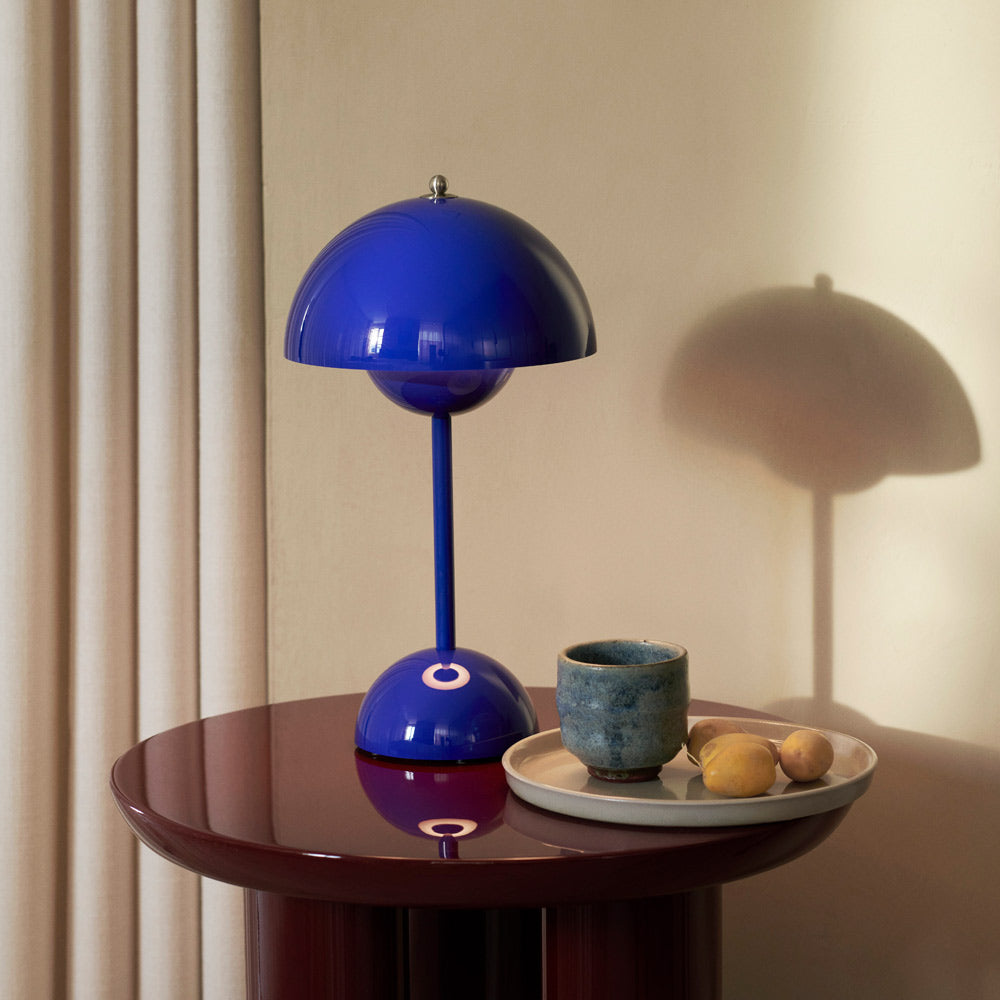 &Tradition Flowerpot VP9 Portable LED Table Lamp